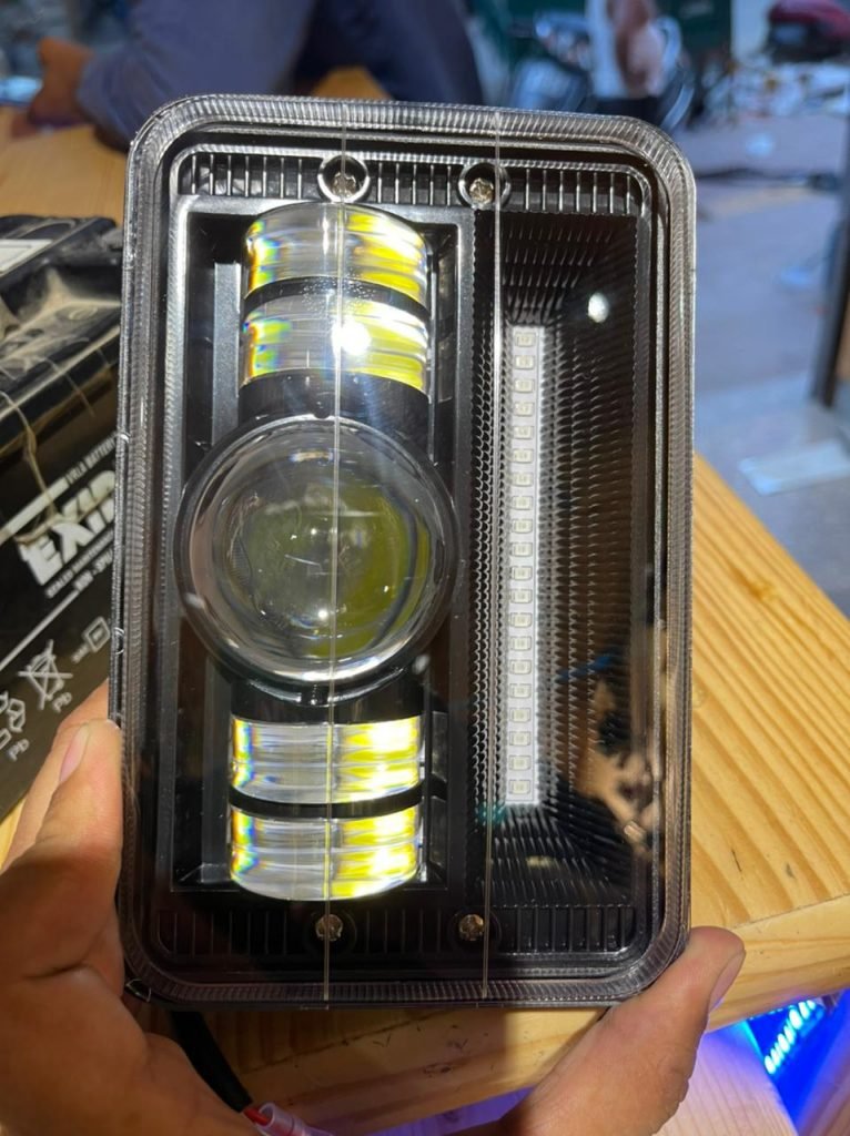 New Splendor LED Projector Headlight with Police Flashing Light - Dug ...