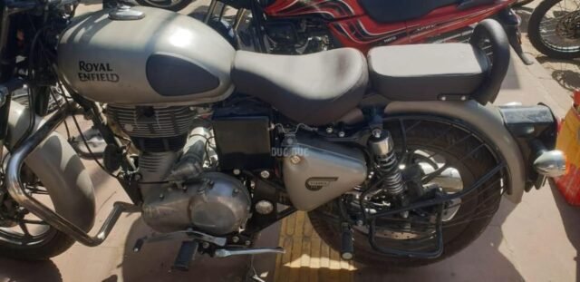 re classic 350 back seat
